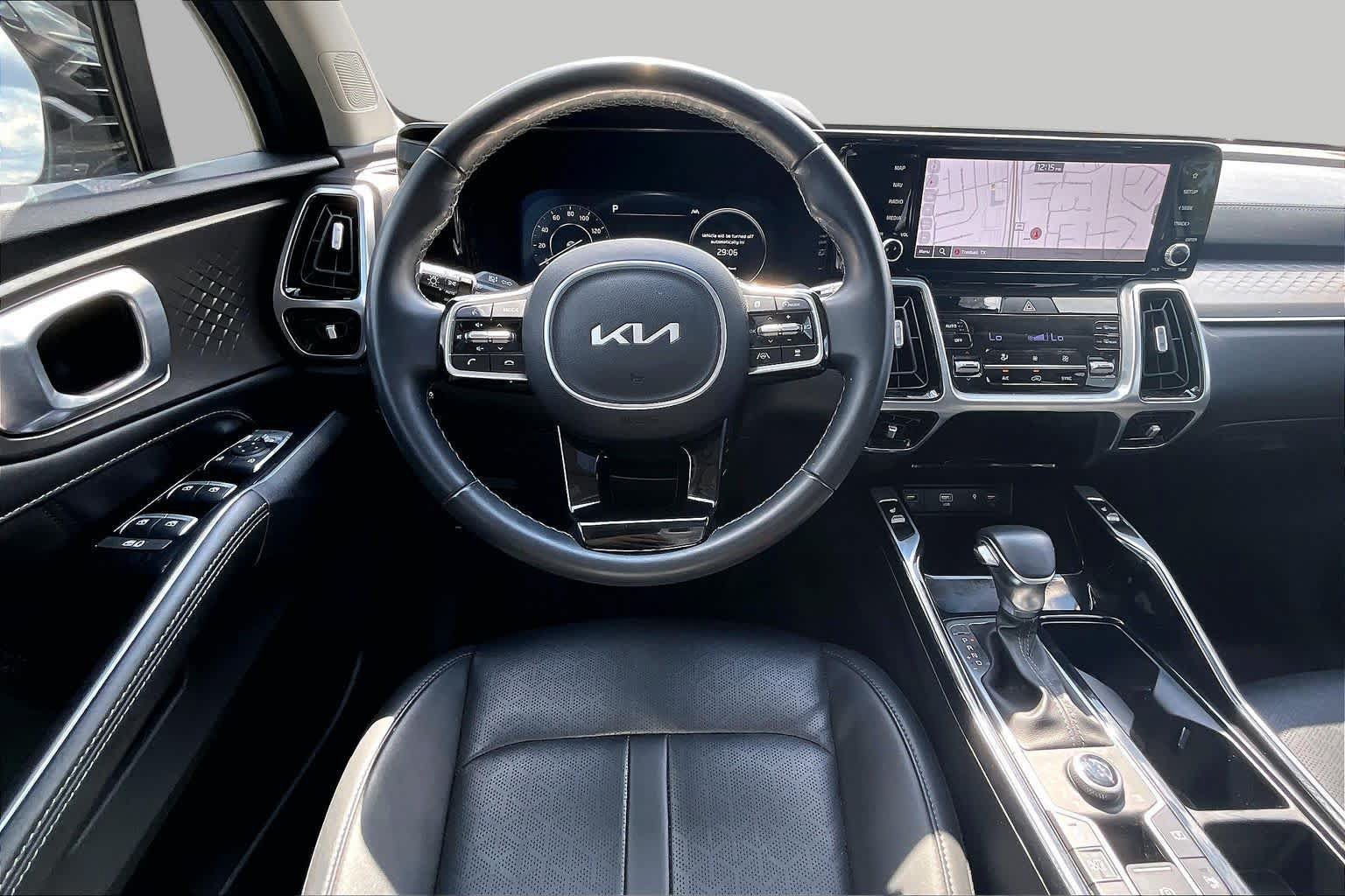 Certified 2023 Kia Sorento SX AWD/4WD image 6