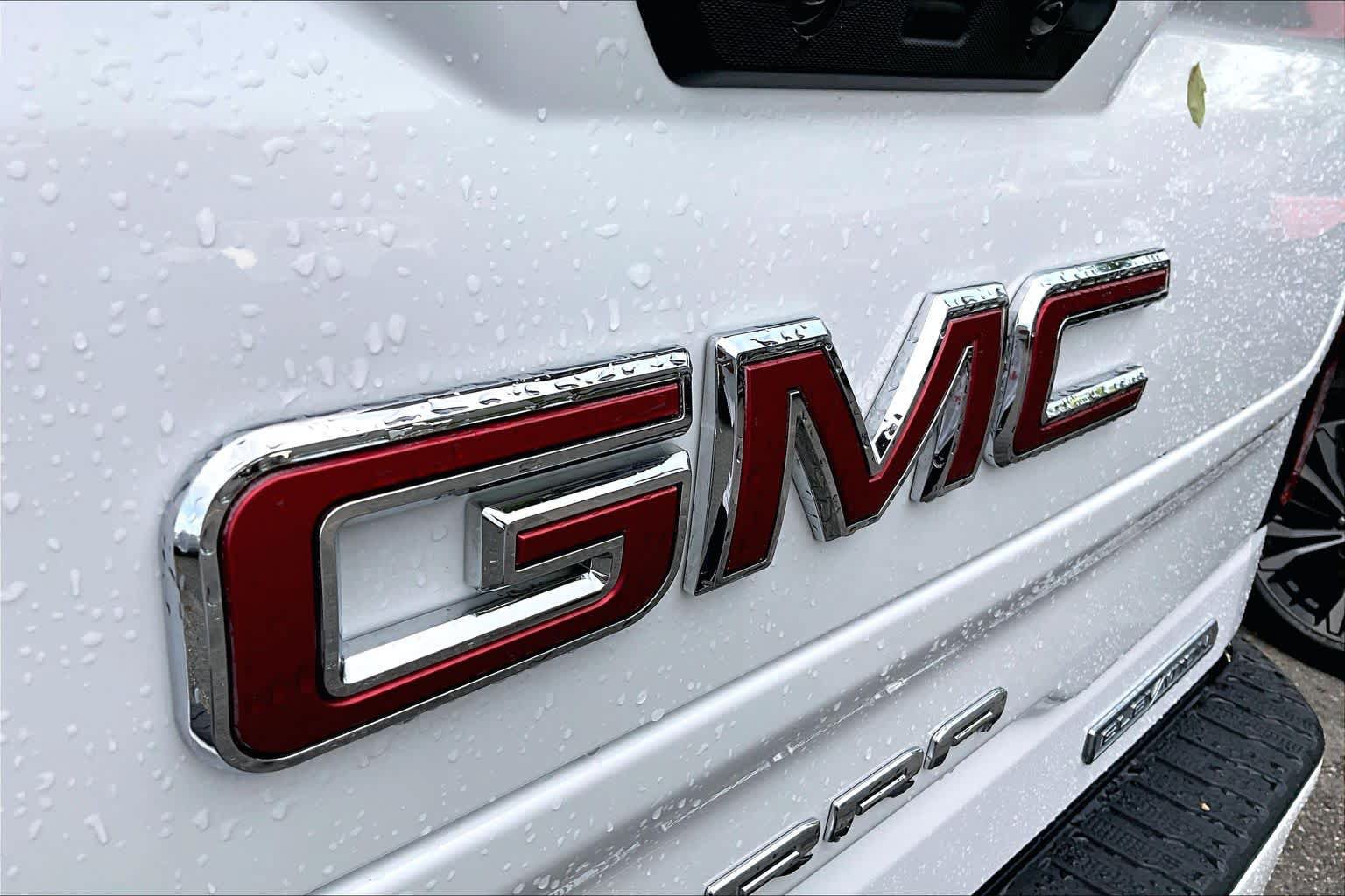 Used 2023 GMC Sierra 1500 Elevation w/ X31 Off-Road Package AWD/4WD image 29