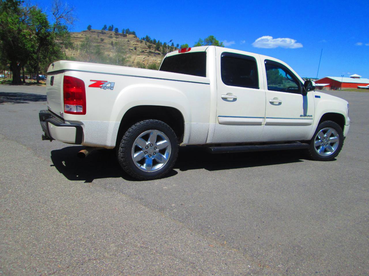 Used 2013 GMC Sierra 1500 SLT AWD/4WD image 3