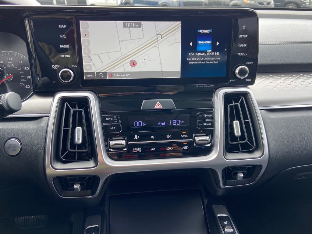 Used 2023 Kia Sorento EX AWD/4WD image 19
