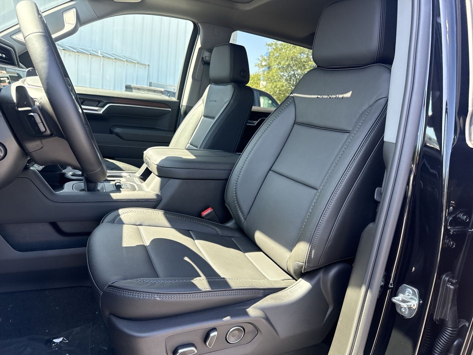 New 2026 GMC Sierra 1500 Denali AWD/4WD image 10