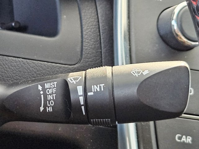 Used 2015 Toyota Camry SE FWD image 23