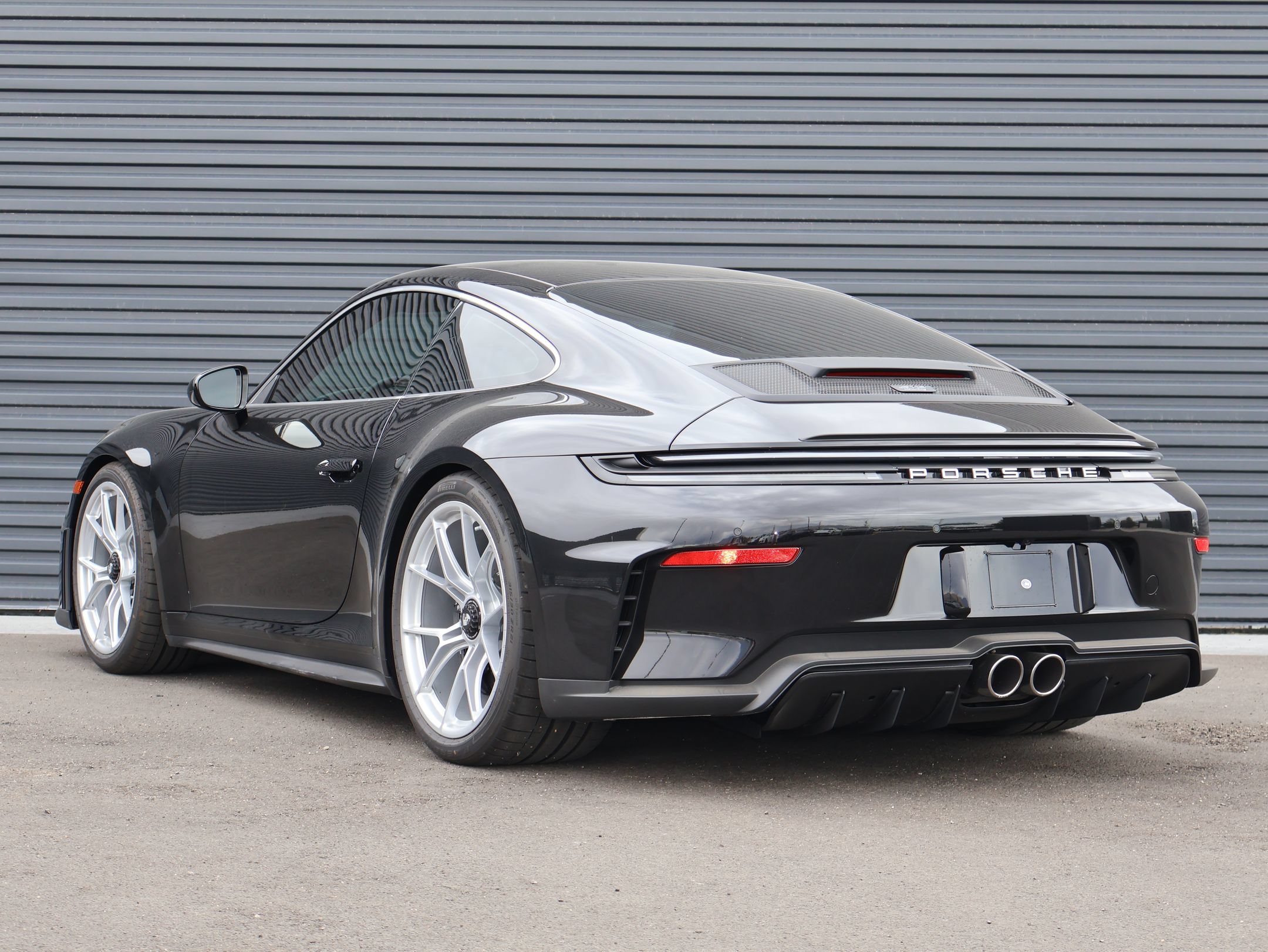 Used 2026 Porsche 911 GT3 RWD image 3