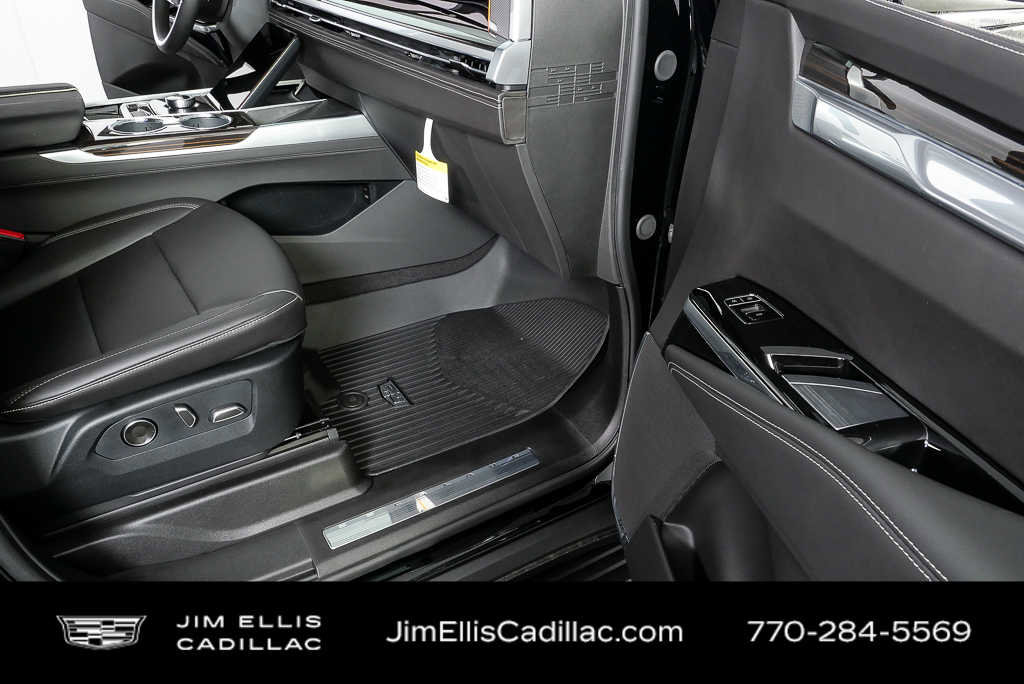 New 2026 Cadillac Escalade ESV 4WD w/ LPO, Floor Liner Package image 26