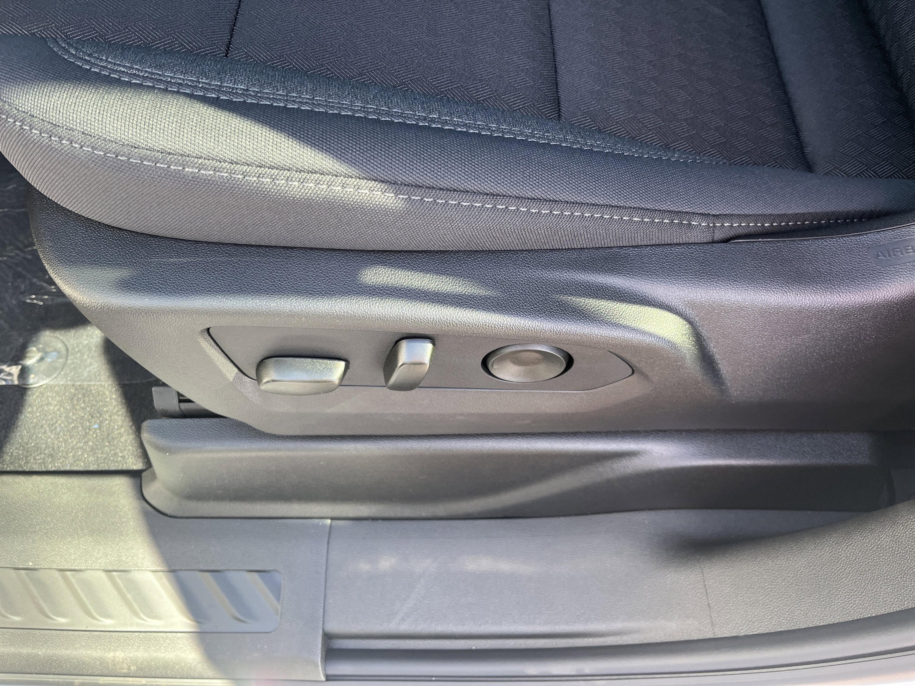 New 2026 Chevrolet Suburban LS image 16