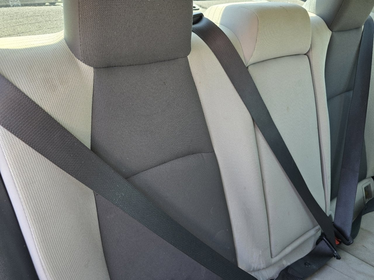 Used 2022 Toyota Corolla LE FWD image 16