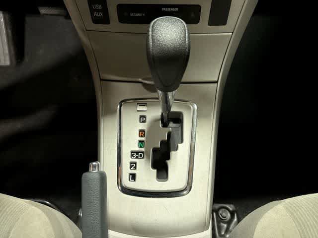 Used 2012 Toyota Corolla LE FWD image 27