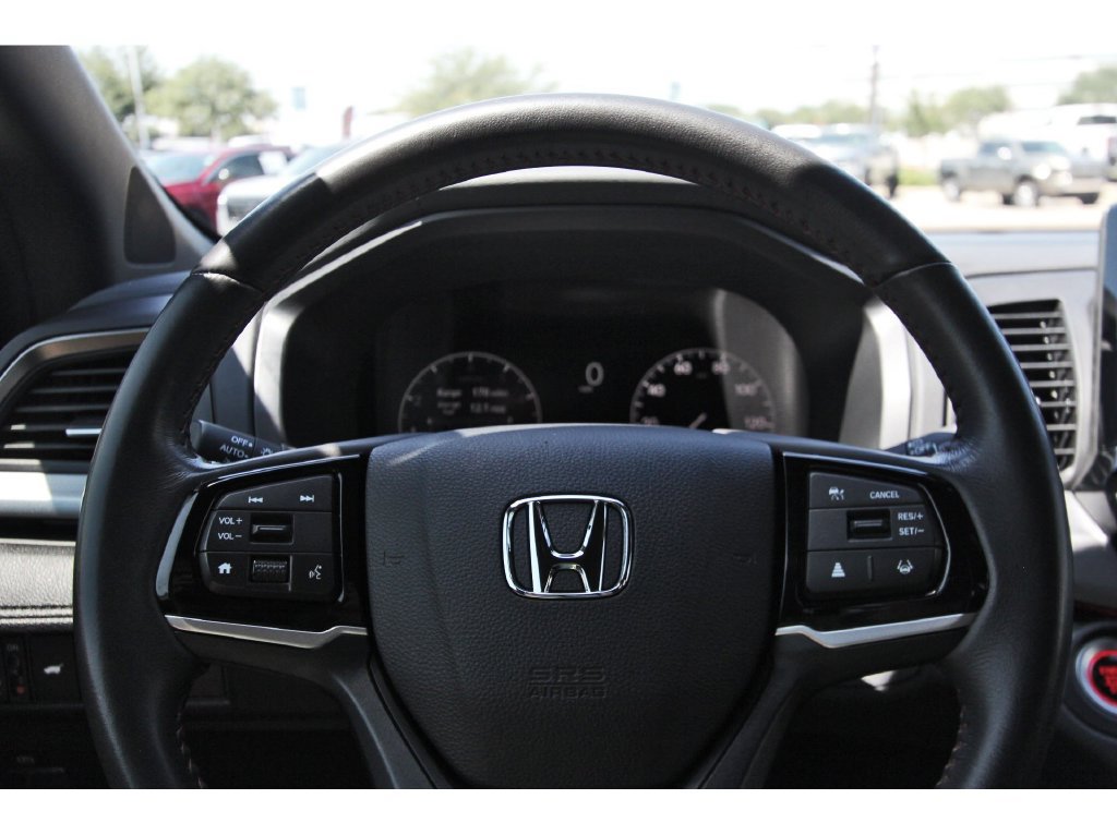 Used 2025 Honda Odyssey Sport-L image 16