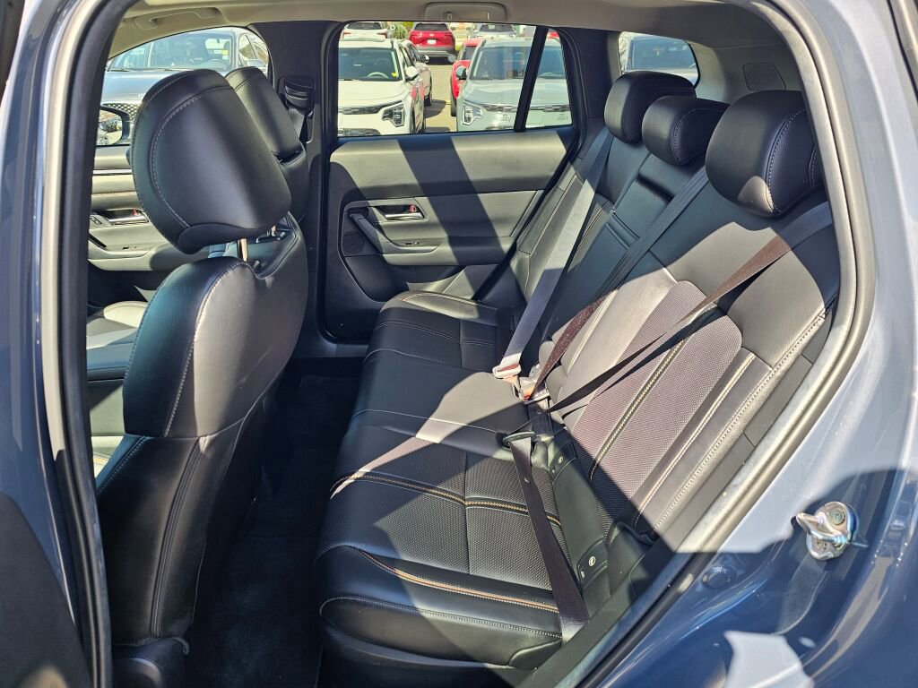 Certified 2025 MAZDA CX-50 2.5 Hybrid w/ Premium Plus Pkg image 24