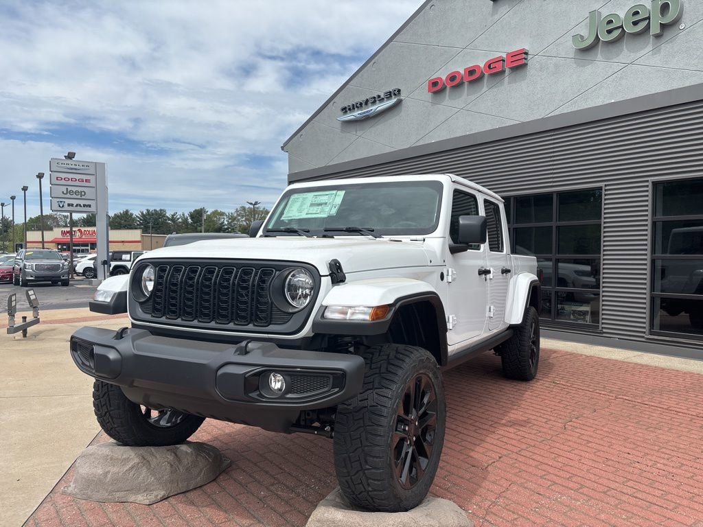 New 2025 Jeep Gladiator Sport AWD/4WD image 3