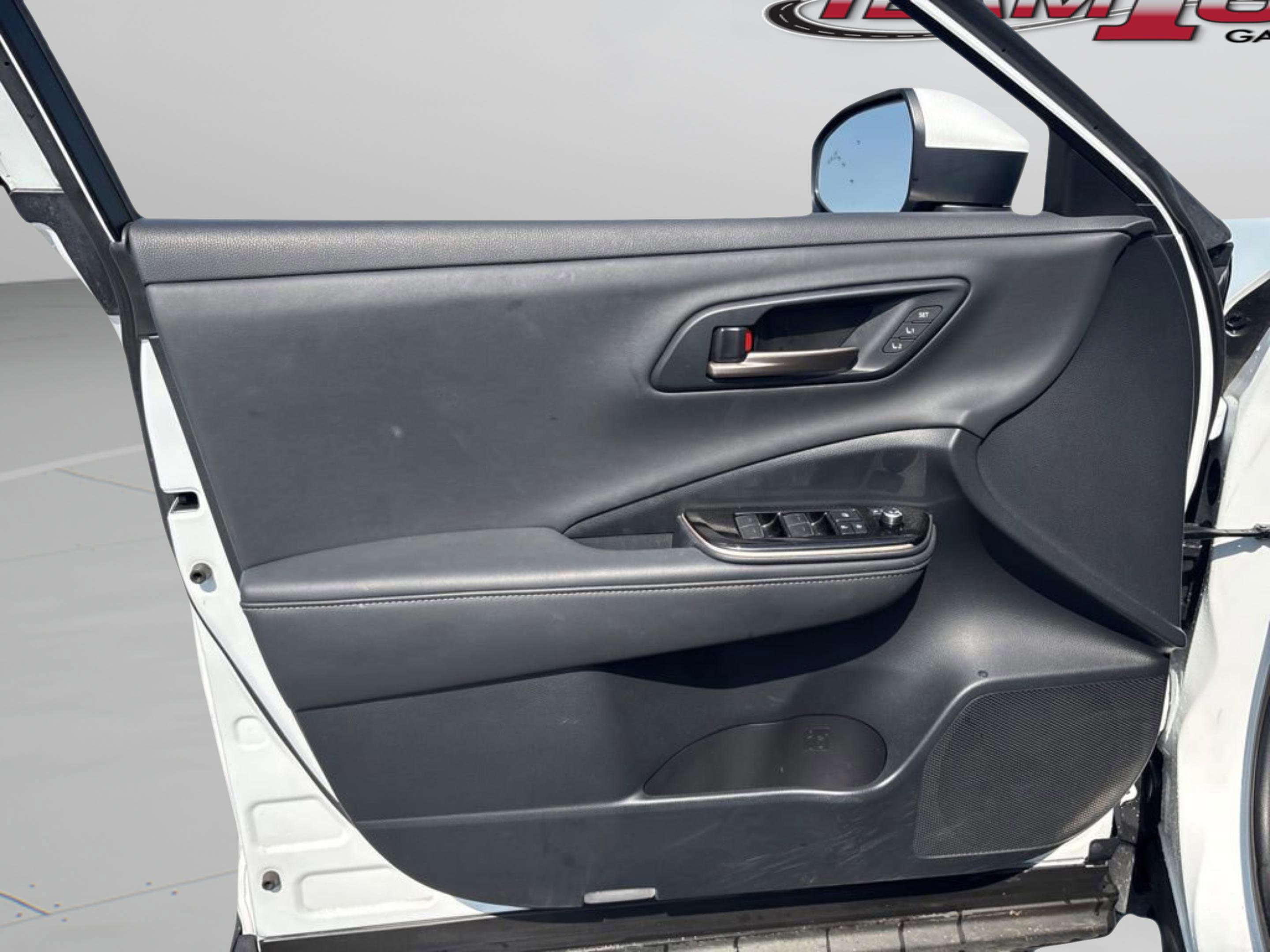 Used 2024 Toyota Crown Limited AWD/4WD image 26