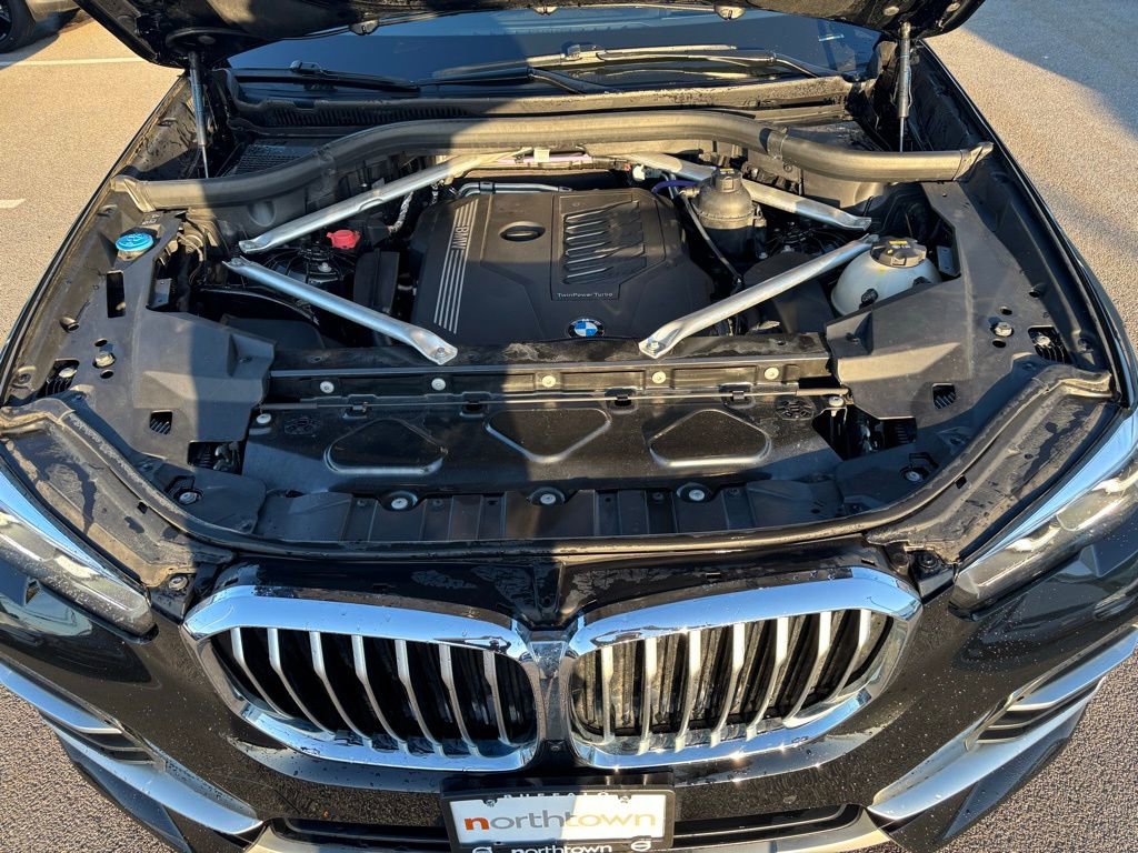 Used 2023 BMW X5 xDrive40i w/ Premium Package image 29