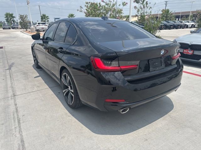 Used 2023 BMW 330i Sedan w/ Convenience Package RWD image 4