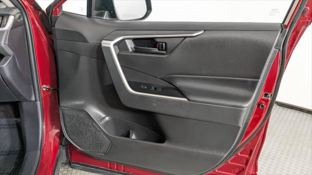 Used 2025 Toyota RAV4 LE FWD image 22