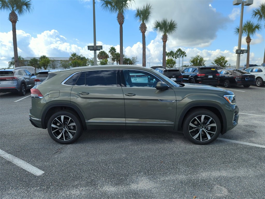 New 2026 Volkswagen Atlas Cross Sport SEL Premium R-Line image 3