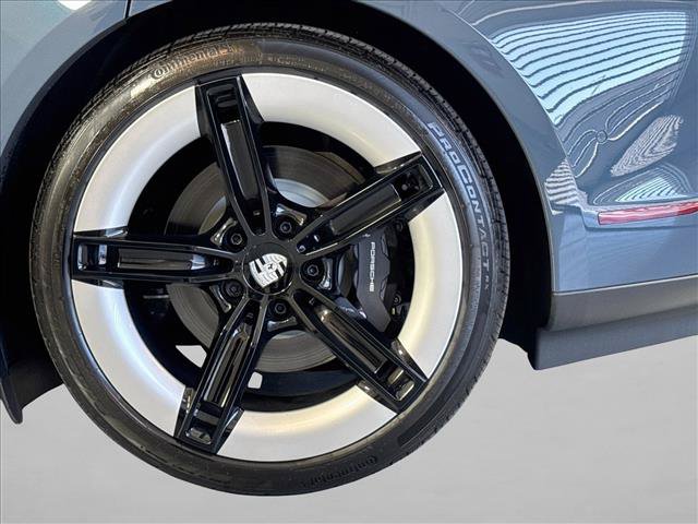 New 2026 Porsche Taycan AWD/4WD image 22