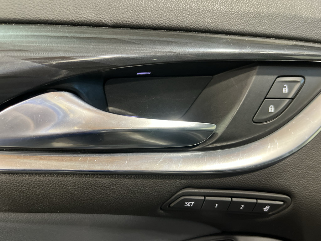 Certified 2022 Buick Enclave Premium AWD/4WD image 34