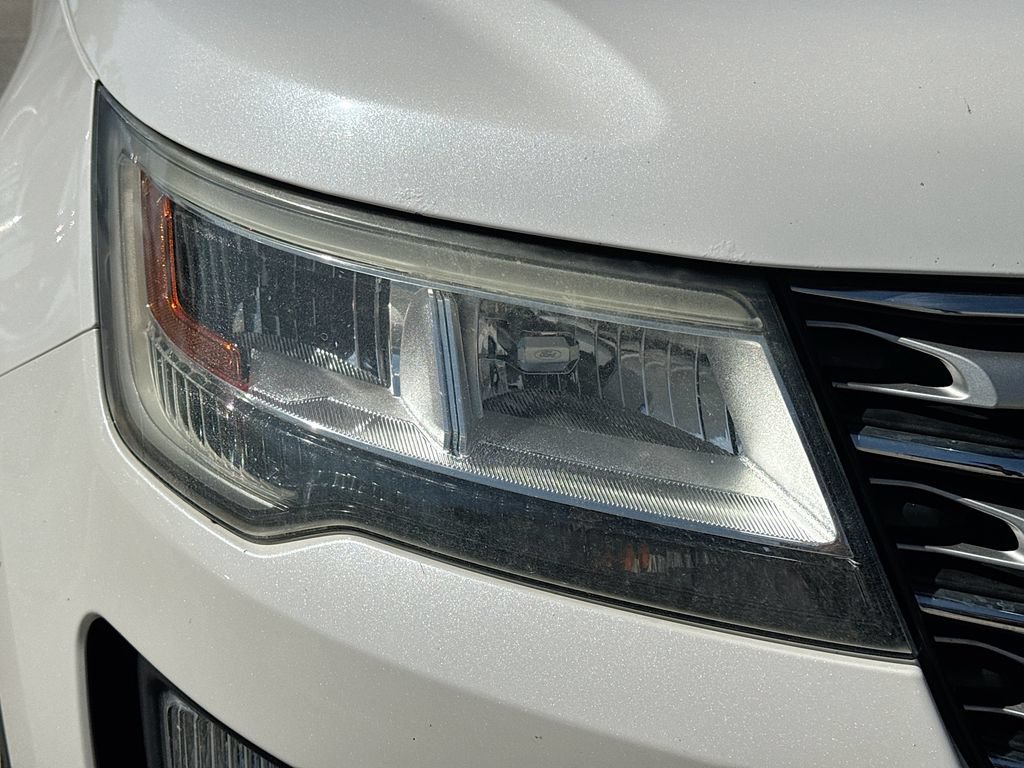 Used 2016 Ford Explorer Limited w/ Equipment Group 301A FWD image 39