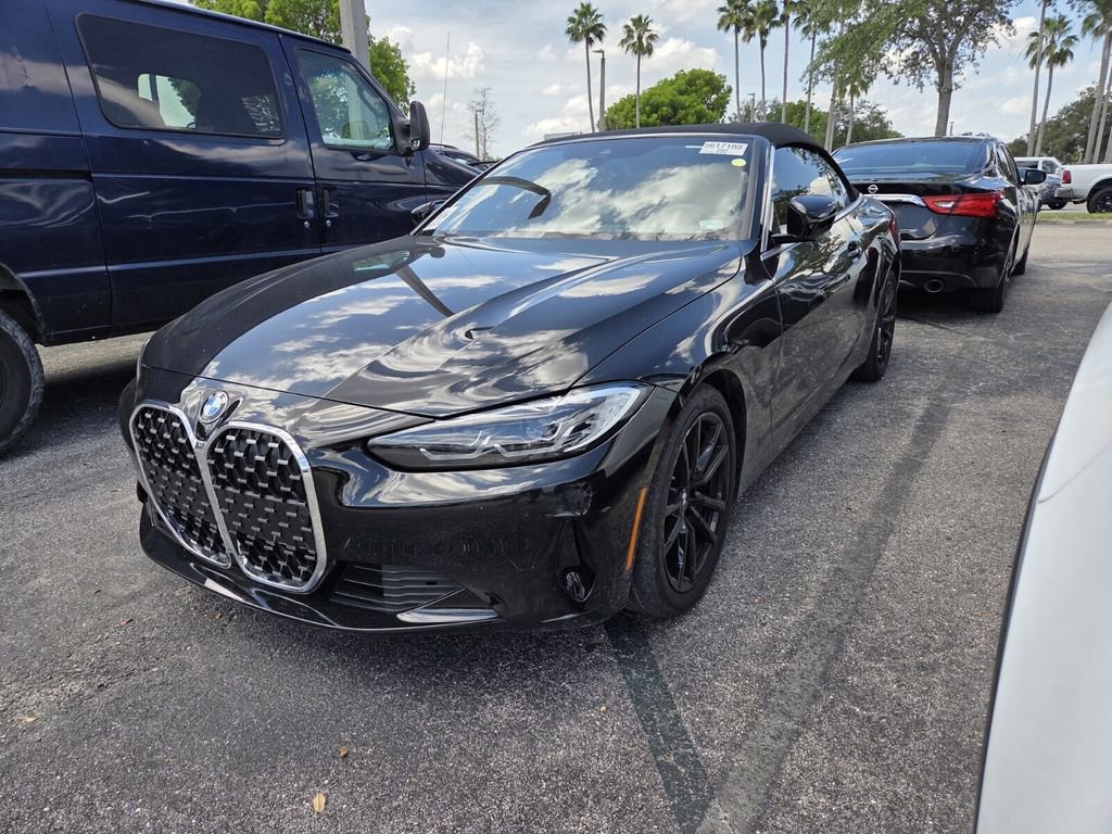 Used 2024 BMW 430i Convertible w/ Convenience Package RWD image 3