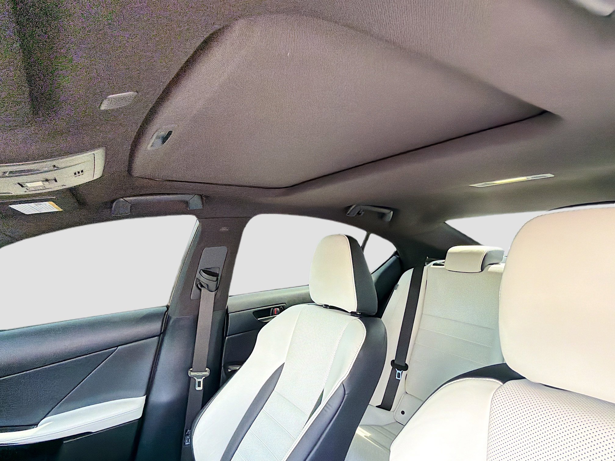 Used 2022 Lexus IS 350 F Sport w/ Navigation Package image 26