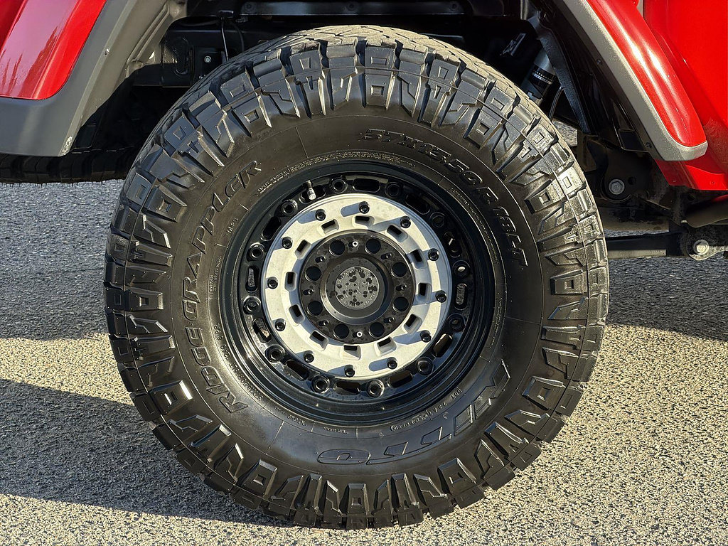 Used 2020 Jeep Gladiator Rubicon AWD/4WD image 32