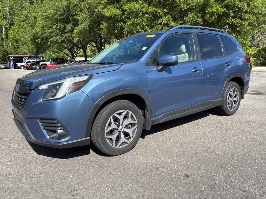 Used 2022 Subaru Forester Premium w/ Popular Package #3 image 23