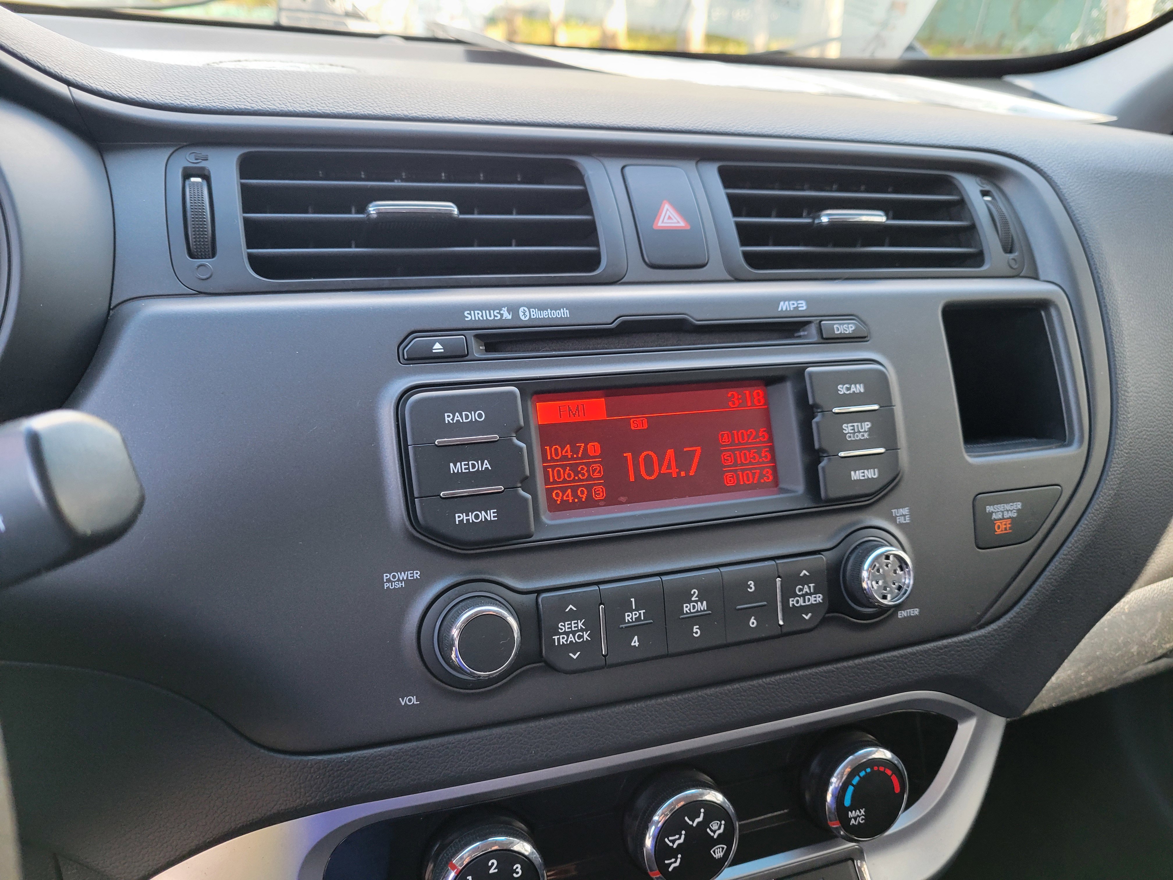 Used 2015 Kia Rio EX image 20