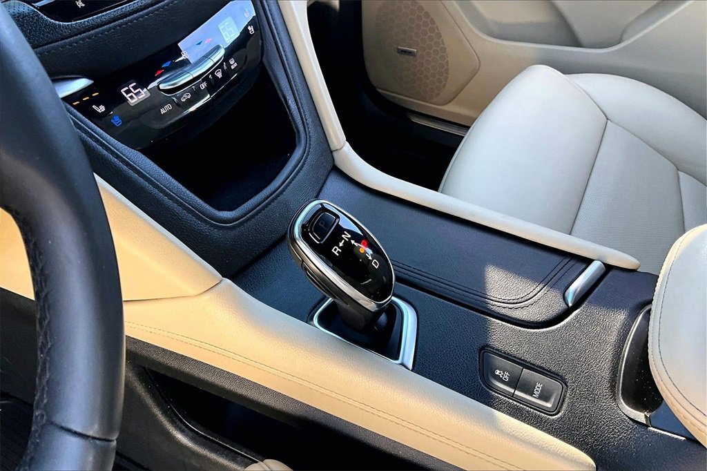 Used 2018 Cadillac XT5 Premium Luxury w/ Driver Assist Package image 14