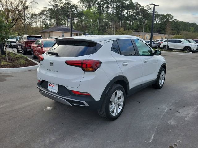 Used 2024 Buick Encore GX Preferred image 2