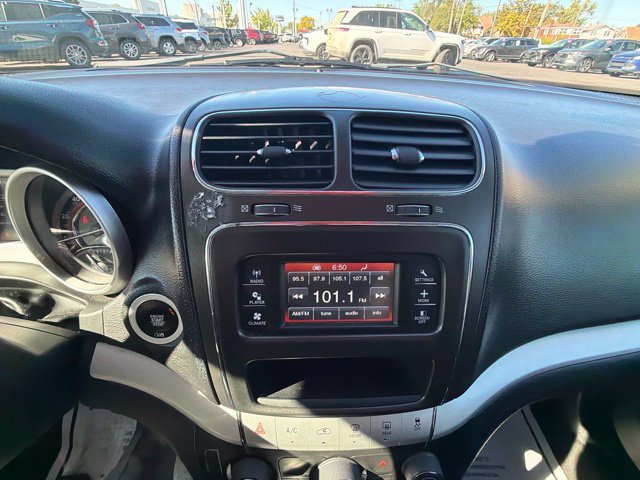 Used 2018 Dodge Journey SE AWD/4WD image 31