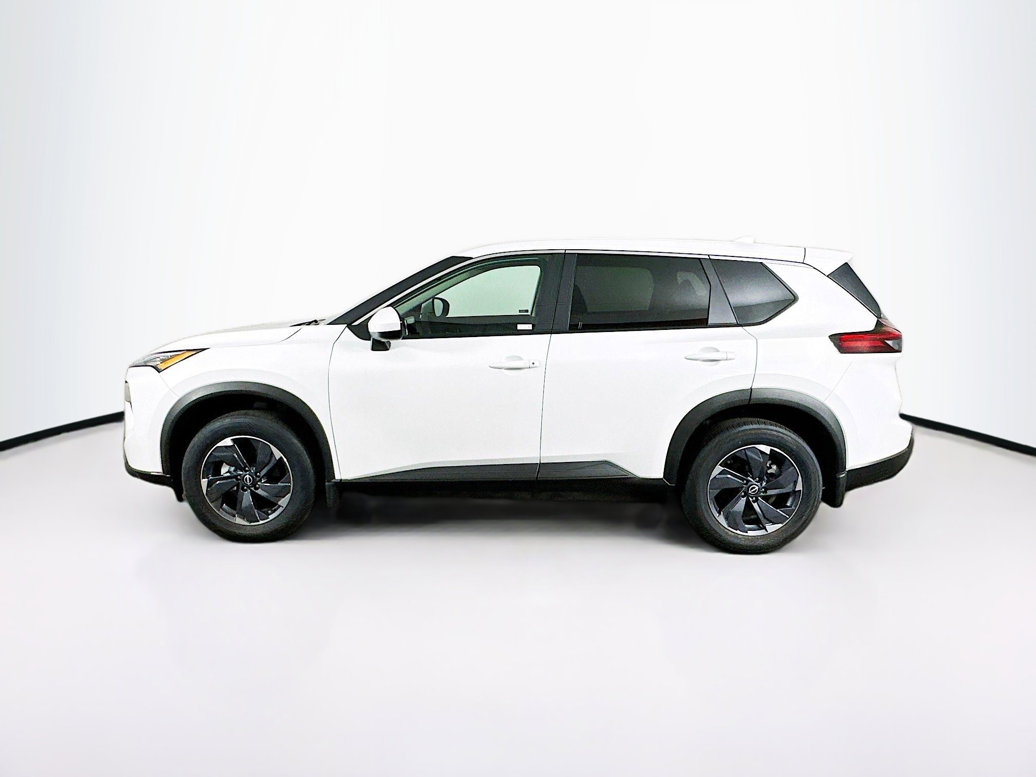 Used 2026 Nissan Rogue SV FWD image 4