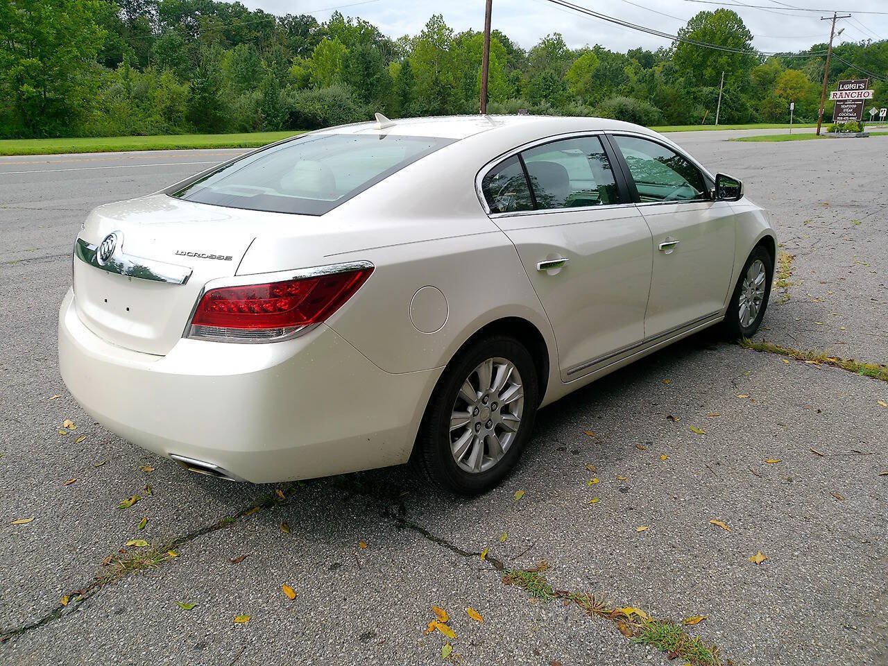 Used 2012 Buick LaCrosse Convenience FWD image 6