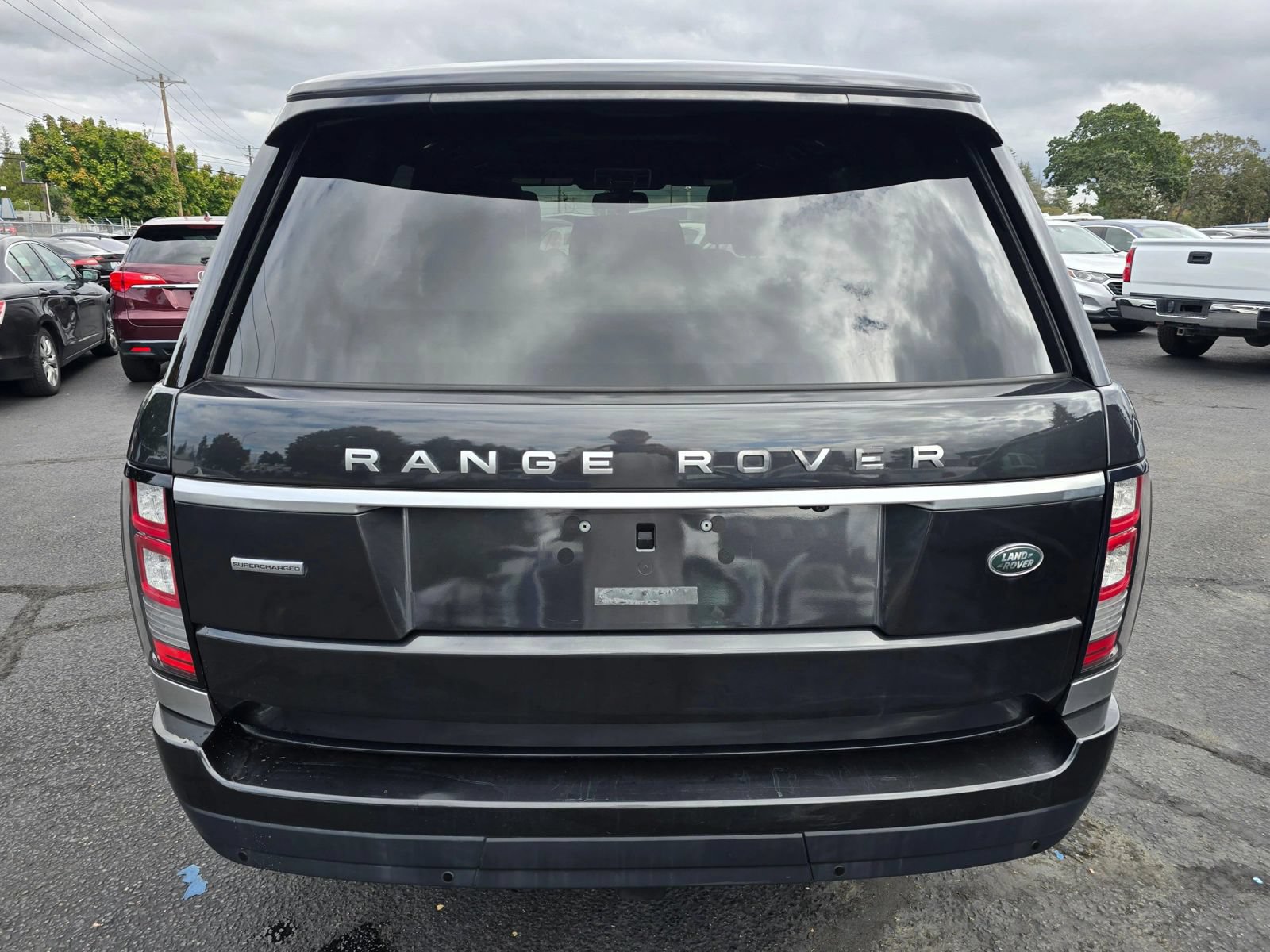 Used 2014 Land Rover Range Rover Supercharged AWD/4WD image 4