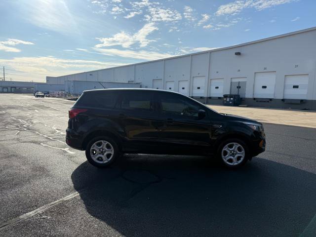 Used 2019 Ford Escape S FWD image 4