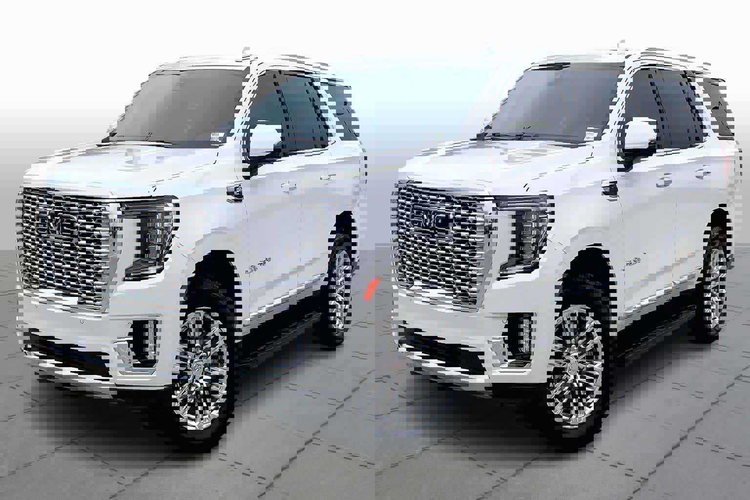 Used 2022 GMC Yukon SLT w/ SLT Premium Package image 2