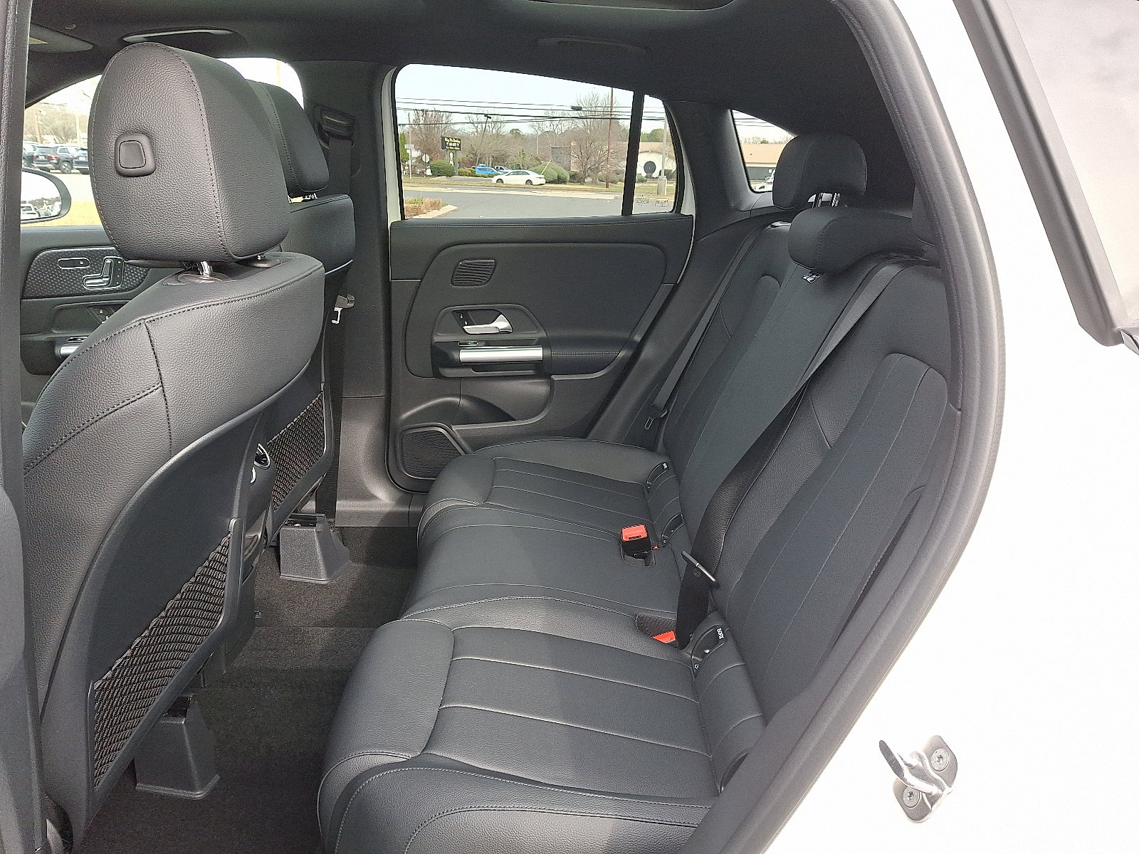 New 2026 Mercedes-Benz GLA 250 4MATIC image 6