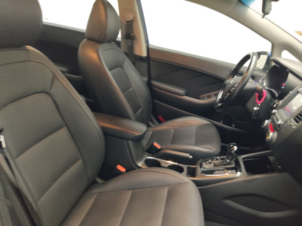 Used 2017 Kia Forte EX FWD image 21