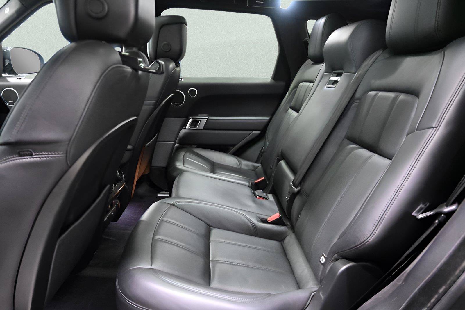 Used 2018 Land Rover Range Rover Sport Supercharged AWD/4WD image 14