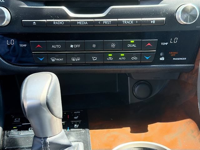 Used 2019 Lexus RX 350 AWD w/ Navigation Package image 17