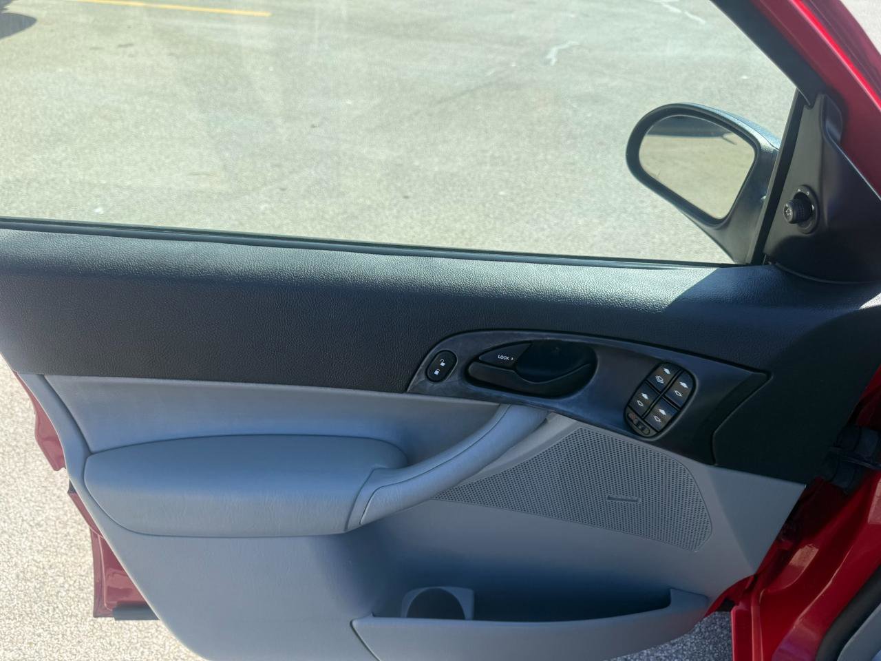 Used 2006 Ford Focus SES image 10