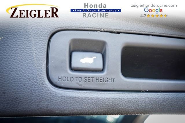 Used 2025 Honda CR-V EX-L image 12