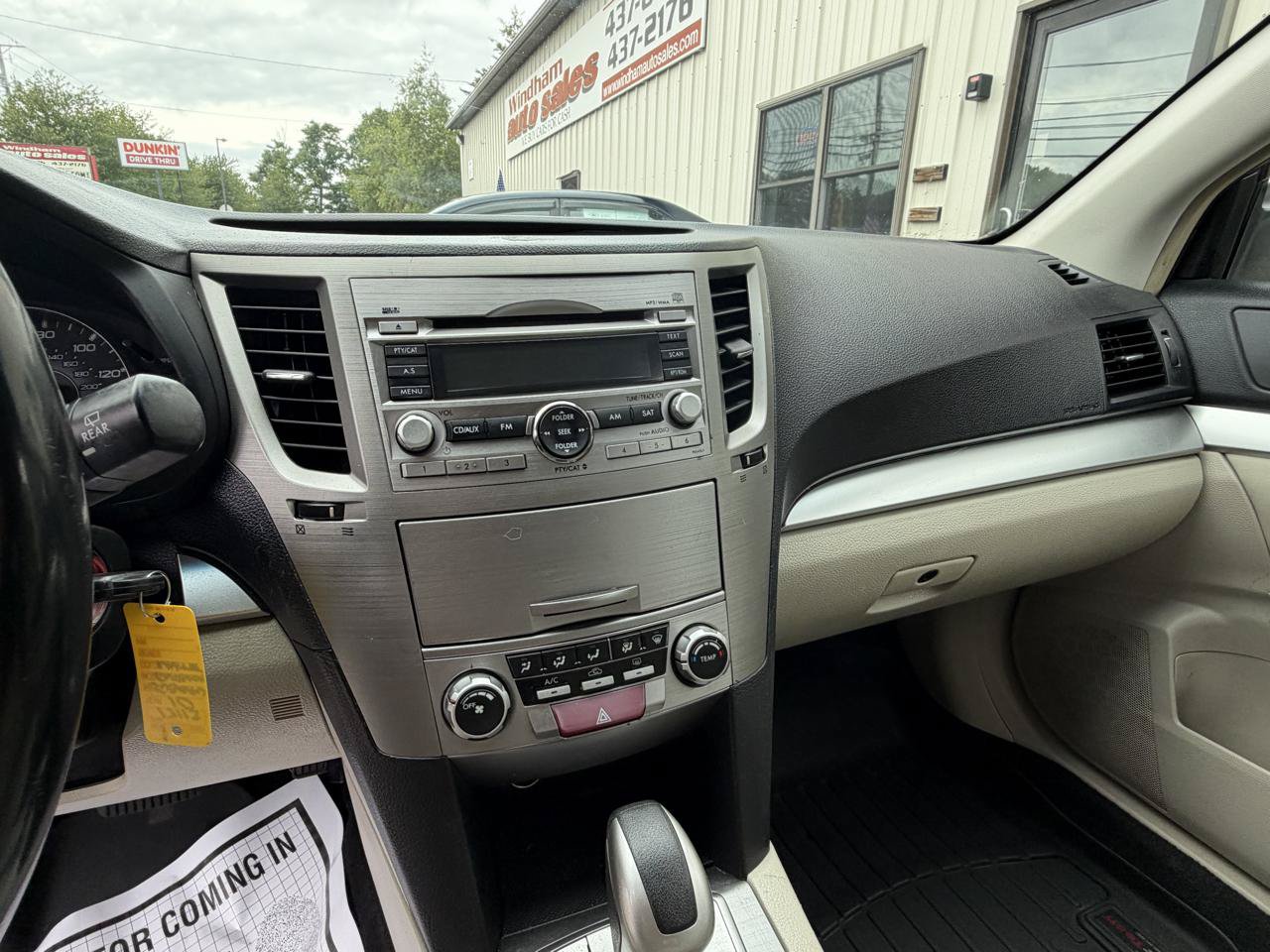 Used 2010 Subaru Outback 2.5i Premium AWD/4WD image 13