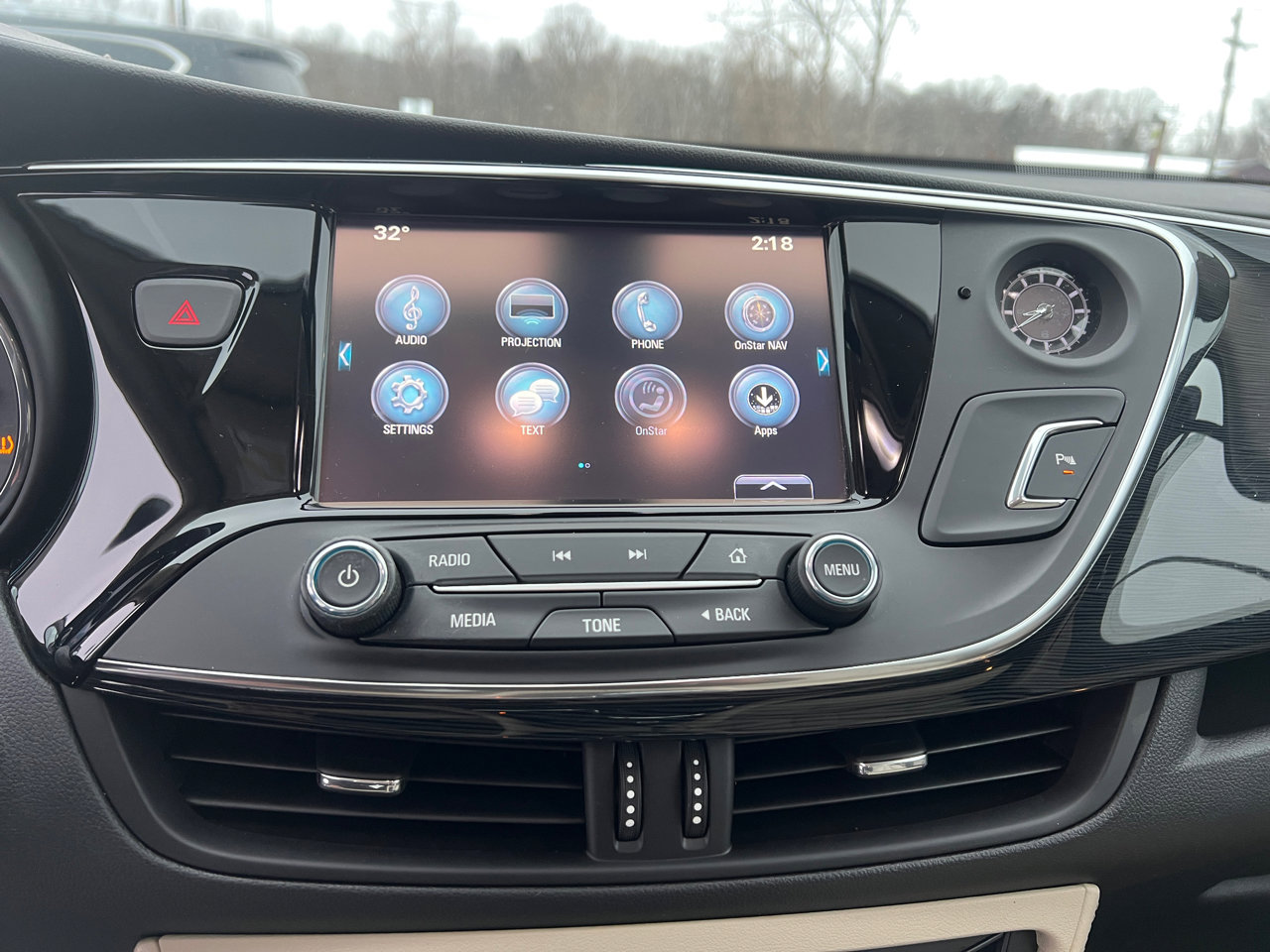 Used 2017 Buick Envision Preferred image 22