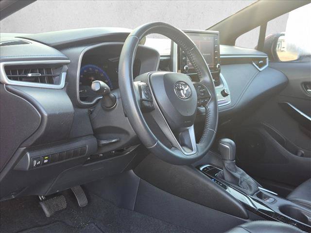 Certified 2020 Toyota Corolla XSE FWD image 2