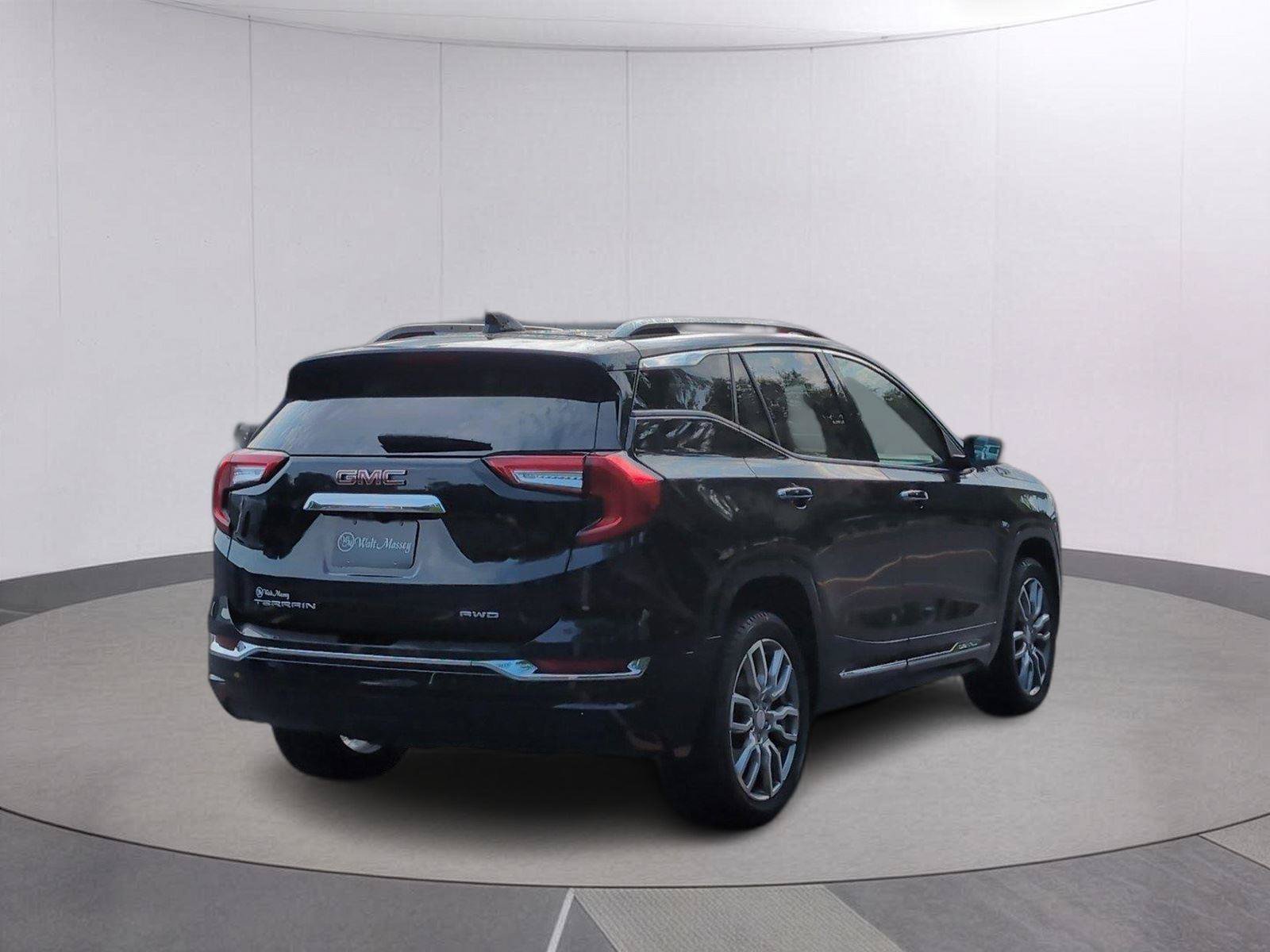 Used 2023 GMC Terrain Denali AWD/4WD image 7