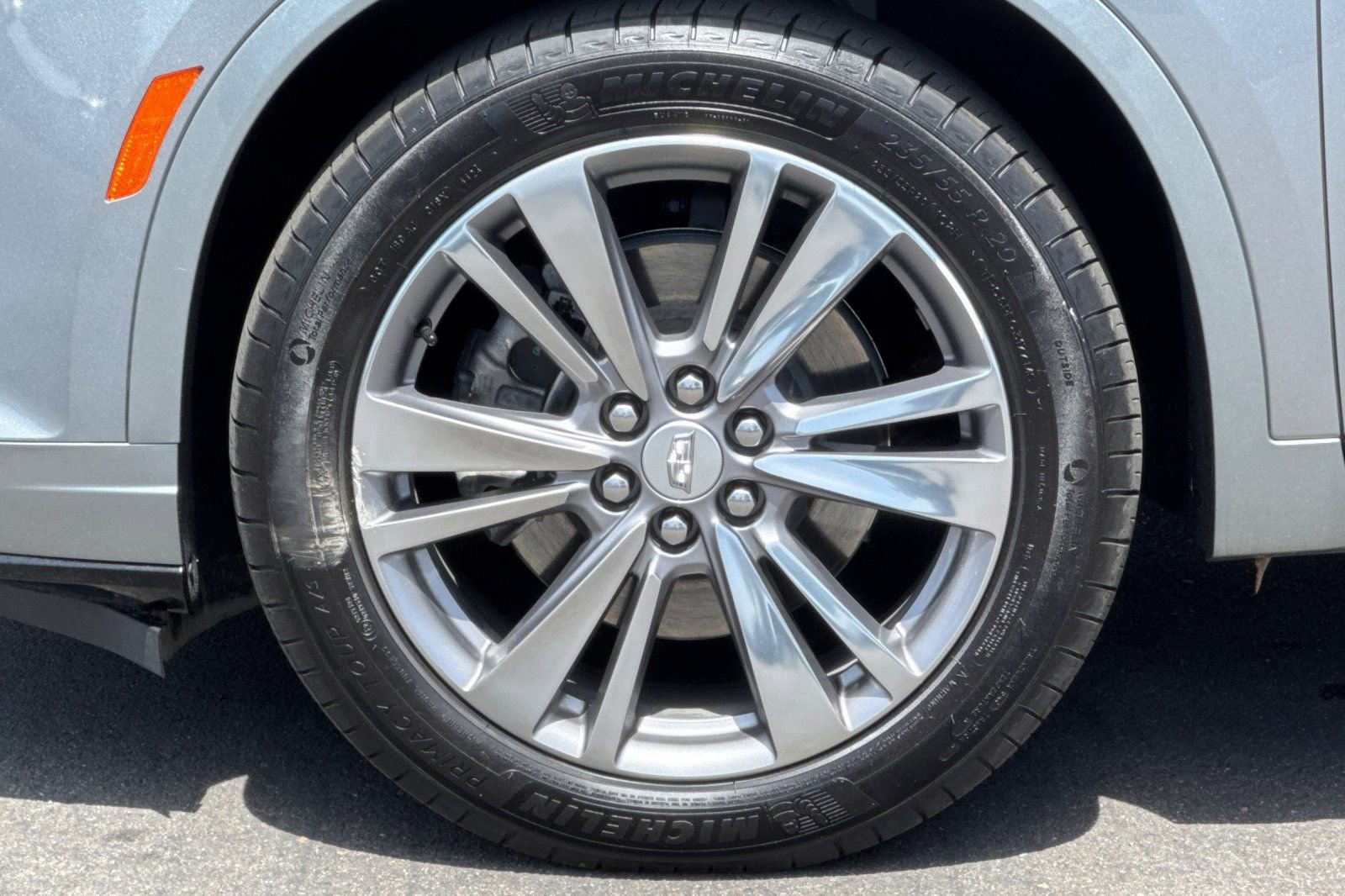 Certified 2025 Cadillac XT6 Premium Luxury FWD image 44