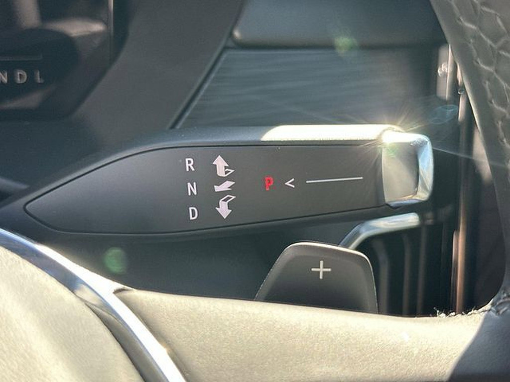 New 2025 GMC Acadia Elevation FWD image 13