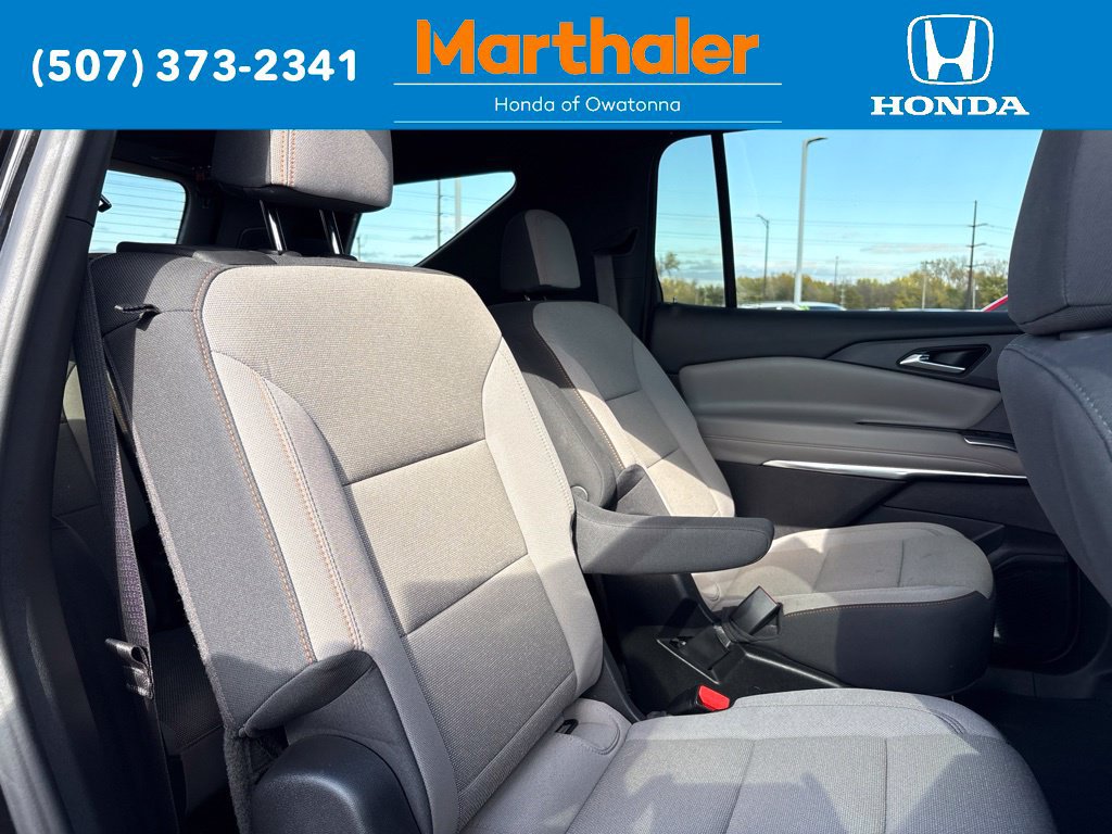 Used 2026 Chevrolet Traverse LT w/ Driver Confidence Package AWD/4WD image 18