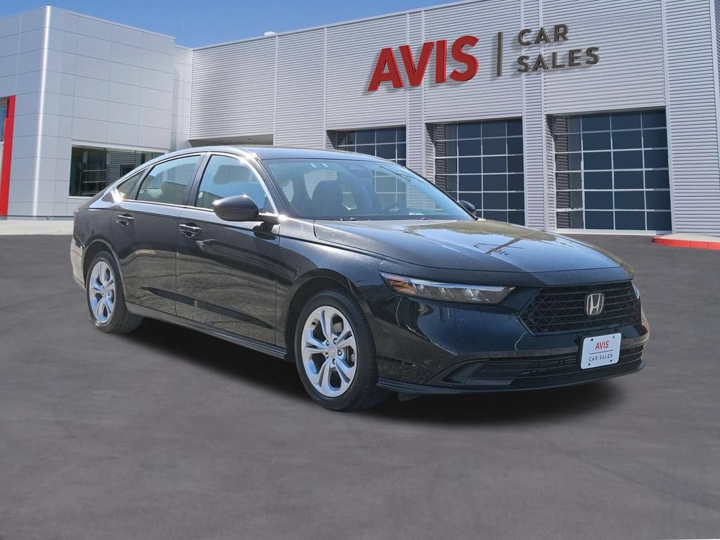 Used 2025 Honda Accord LX image 3