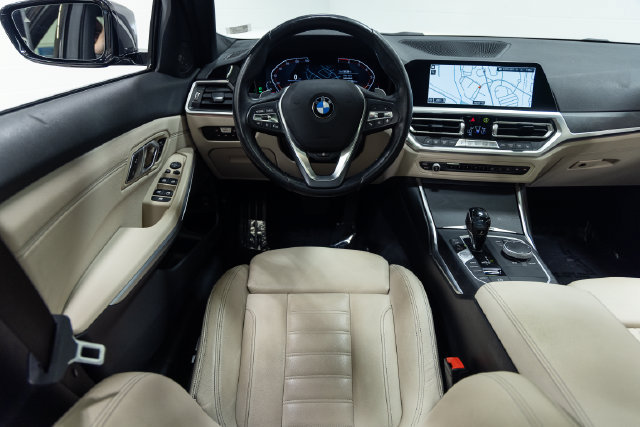 Used 2021 BMW 330i xDrive Sedan w/ Premium Package AWD/4WD image 3